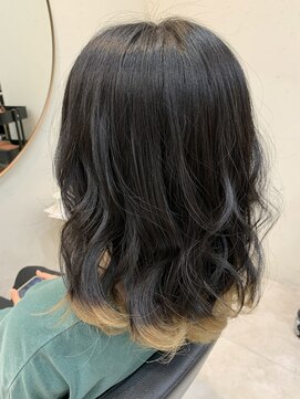 エリス ウメダ(Eliss umeda) 裾カラー