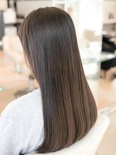 クアトロ 戸塚立場店(QUATRO) 艶感ストレート 髪質改善 立場 中田