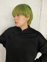 ヘン(hen)&nbsp;【心斎橋hen】ネオングリーン　マッシュショート