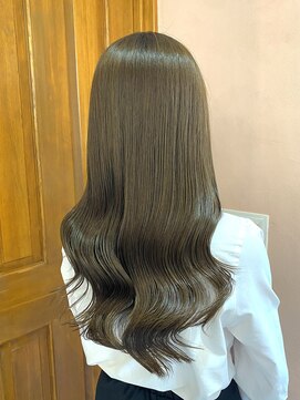 トワ(toi) アッシュグレージュ