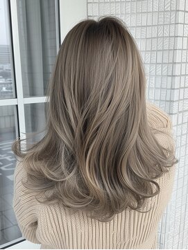 クラン 岡本(Chlan) 透明感抜群！明るめブラウンから作るくすみベージュ