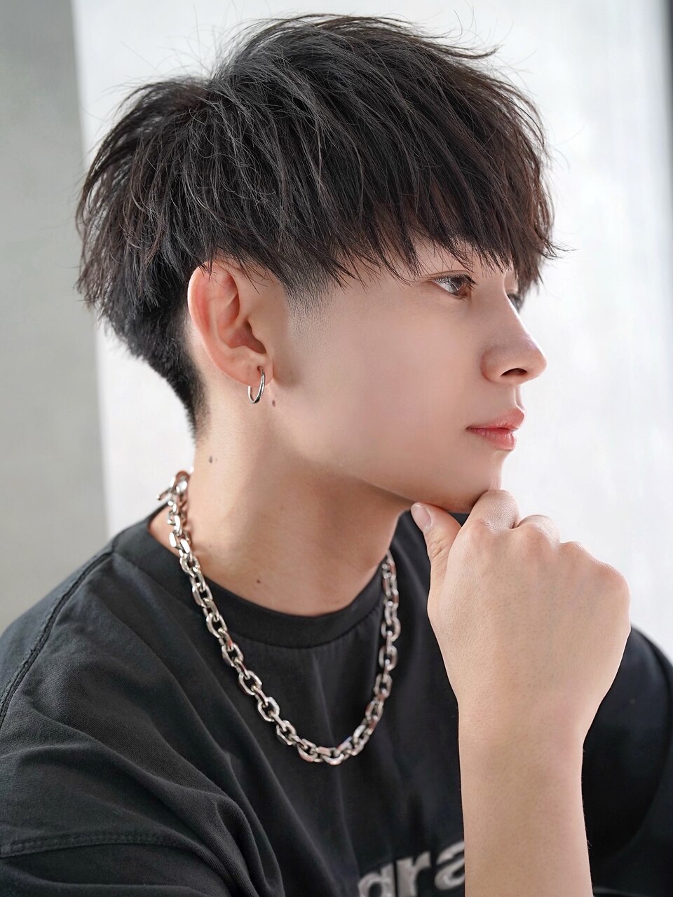 ツーブロック刈り上げマッシュ