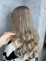 ワン(ONE)&nbsp;ベージュ