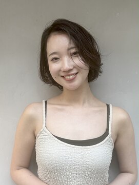 ヒトワ(hitowa) ゆるふわボブ/くせ毛風/かきあげバング/サイドパート/日吉