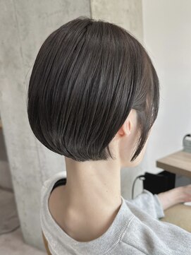 ディーエックス スリー(Dxxxx III) ショートボブ REI