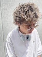 薬剤のこだわり、知識、マニアックな美容知識もメンズヘアのことならお任せください。