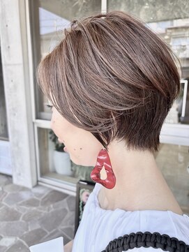 エスト 幕張本郷(est.) 大人かわいい小顔黒髪ココアベージュオリーブグレークラゲヘアー