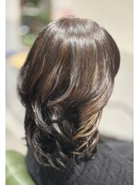 アンジー(Angee)&nbsp;イヤリングカラーでさりげなく華やかに