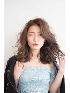 アーツ 町田(arts) 重めウエーブstyle×ベージュアッシュ/ブルージュ/グレージュ