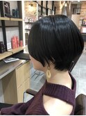 ATENA AVEDAタイトショート