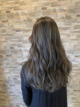 デュアリテ(dualite) 外国人風ハイライト&透明感グレージュ