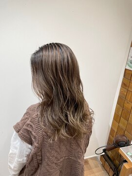 リシェールグリーン 越谷花田店(RICHAIR GREEN) ハイライト×ベージュカラー