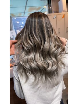 ラフ(LAFF) #黒髪#ボブルフ#ネビージュ#小顔#ワンレン