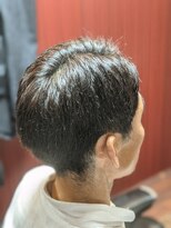 ヒロギンザ 新橋日比谷口店(HIRO GINZA)&nbsp;ビジネスにピッタリ！大人のセンターパートスタイル