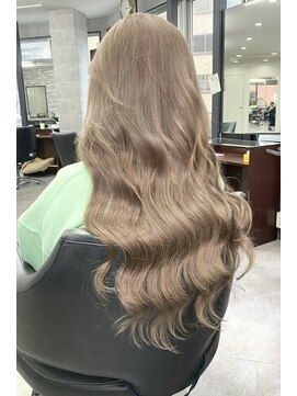 リア 大阪梅田(Ria) ～ミルクティーべージュ　シールエクステ～【Ria 大阪 梅田】