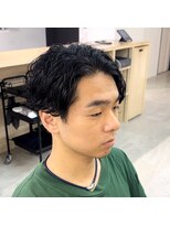 ニコフクオカヘアーメイク(NIKO Fukuoka Hair Make)&nbsp;「NIKO」くせ毛対応ツイストスパイラルパーマ　センターパート