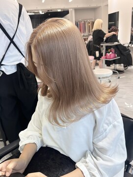 ランテルディ 渋谷(LANTERDIT) 【LANTELDIT】ケアブリーチ使用のミルクティーベージュ♪