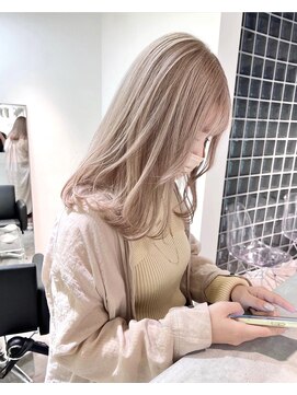 ミラ(MIRA) ミルクティーベージュ/春カラー/ハイトーンカラー/学割