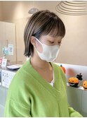 アウターカラー×切りっぱなしボブ