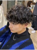 波巻きスパイラルパーマツーブロックツイストパーマメンズヘア