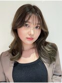 美髪レイヤーロングニュアンスカラーカーキベージュ_ba502921
