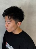 男前ダークアッシュツーブロックアップバングショート【新大阪】