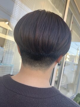 ヘアールーム ミルゥ(hair room MILOU) 刈り上げ前下がりショート