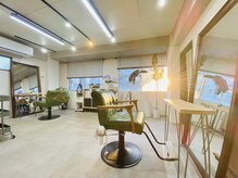 コニーズヘアサロン(Connie's Hair Salon)の雰囲気（趣きのあるレトロな雰囲気の店内でゆったりとお過ごしください）
