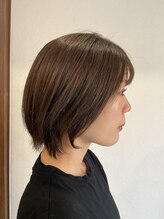 アリー(Ari-) 艶感ベージュ