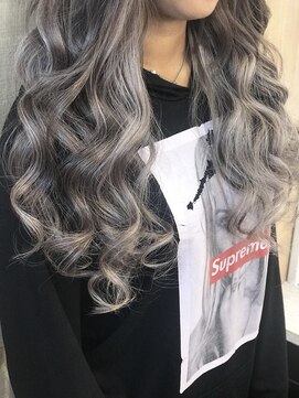 ラピス 新宿(Lapis) 【lapis新宿】コントラストグレー