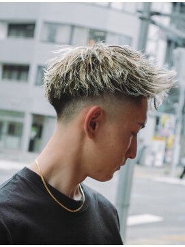ラフカッターズ 立川店別館 スパイキーショート【立川/理容室/床屋/顔剃り/シェービング】