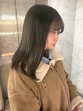 リアン(Lien) 透明感アッシュグレージュ/艶髪/レイヤーカット