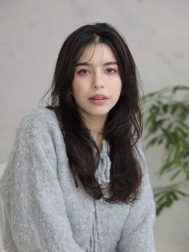ヘイリー(HAILEY) 大人かわいいレイヤー×エアリーレイヤー×赤みなしカラー