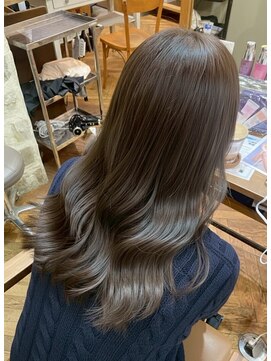 リアン(Lien) 透明感抜群！シークレットハイライト×オリーブグレージュ