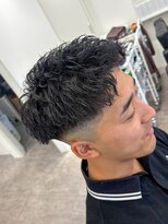 ルースト 心斎橋店(ROOST) 刈り上げセンターパート/波巻きツイストスパイラル/大阪