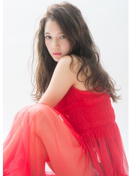 オーガスト ヘア ネイル(AUGUST hair nail) ゆる巻きロング　 デザインカラー   アンニュイウエーブ