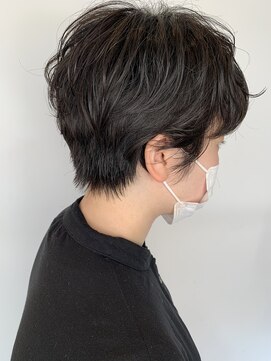 ザ ラボ アングゥ(The Labo ungu) ブラックパーマ^^