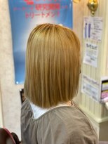 美容室 ティンカーベル ボブ