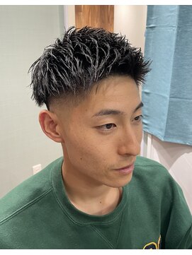フォーコーナーズカットショップフェイビーズ 名古屋西(FourCornersCutShop favey's) ショートバンク【フェード】【メンズカット】【刈り上げ】