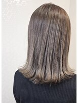 ヘアーアンドメイク ドレス(DRESS)&nbsp;ハイライトカラー