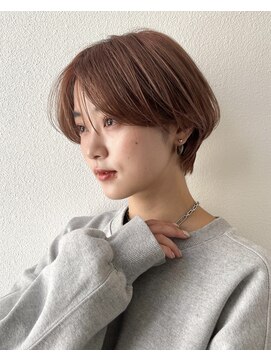 ガーランドギンザ(Garland Ginza) ベージュピンクハンサムマッシュ斜めバングショート銀座