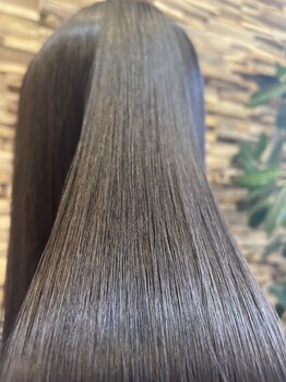 エムブランシェ(Mbranche)の写真/《圧倒的ツヤ感ヘアに★》感動の髪質改善ヘアエステが好評！潤いのある艶髪に！