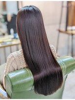 髪のエステ専門店 ヌーク(nuuk)&nbsp;デザインカラー/レイヤーカット/オリーブベージュ/こなれミディ