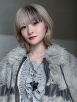 ミディアムボブショート外ハネボブ前髪カット_ba544311