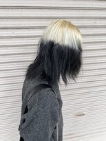 ヘアーワークス ボナ(HAIR WORKS bona.)&nbsp;モード強めホワイトxブラック ルーツカラー