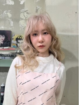 ロジ(loji) White Beige