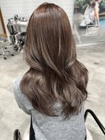 ボタン ハカタ(VOTAN hakata)&nbsp;【前田七音】レイヤーカット/シフォングレージュ/透明感カラー