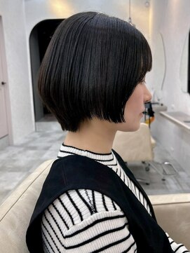 カロン トウキョウ 中野北口店(Kalon Tokyo) 縮毛矯正 ショートカット くびれショート 丸みショート