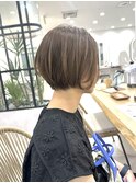 前下がり丸みショート