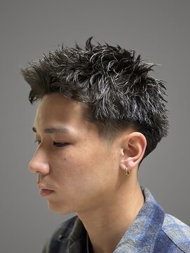 グロウ 博多店(growth) 博多メンズスパイキーショート